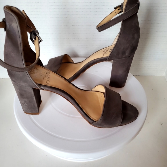 Vince Camuto Corlina Taupe Suede Block Heel Sandals size 7 or 37 - Picture 5 of 7